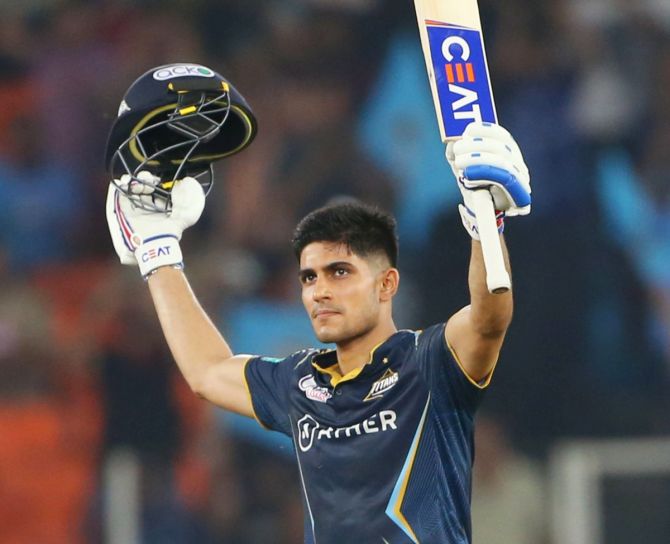 ipl-2025-heavy-fine-imposed-on-new-captain-of-gujarat-titans-shubman-gill-punished-for-this-mistake